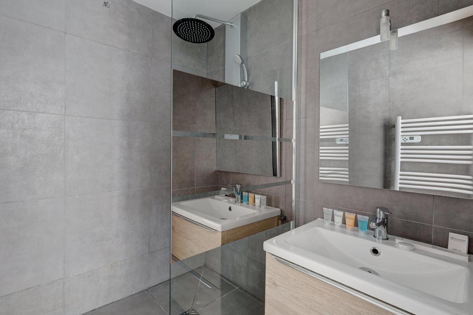 303 Suite Simha - Superbe Appartement A Paris Exterior photo